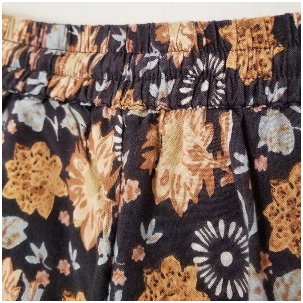 Natural Life Go With The Flow Charcoal Floral Wide Leg Bell Bottom Pants medium - Picture 4 of 8
